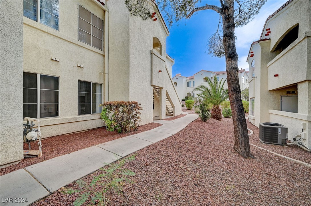 698 South Racetrack Road 1113