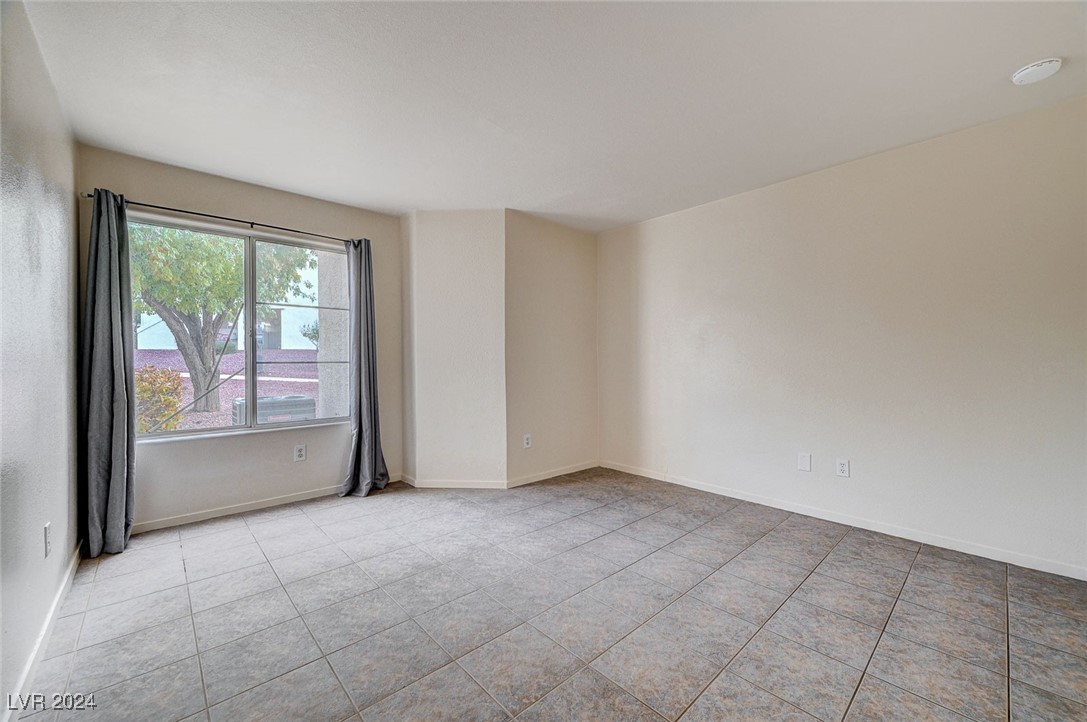 698 South Racetrack Road 1113