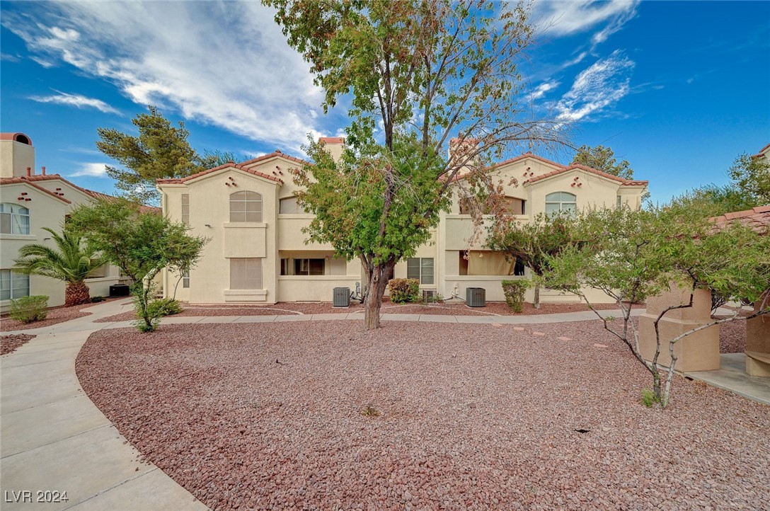 698 South Racetrack Road 1113