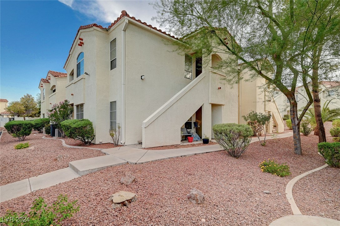 698 South Racetrack Road 1113