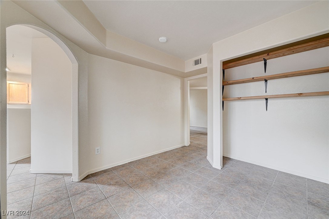 698 South Racetrack Road 1113