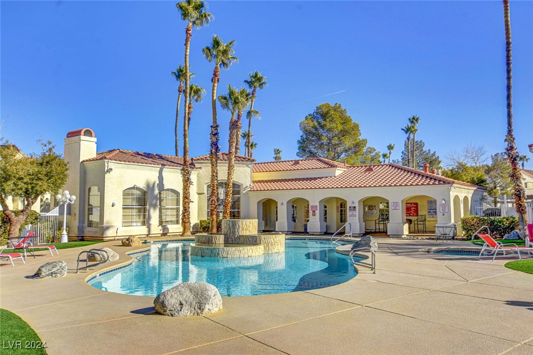 698 South Racetrack Road 1113