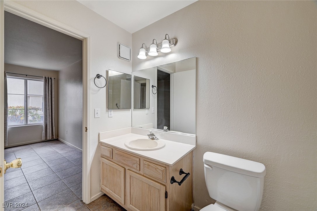 698 South Racetrack Road 1113