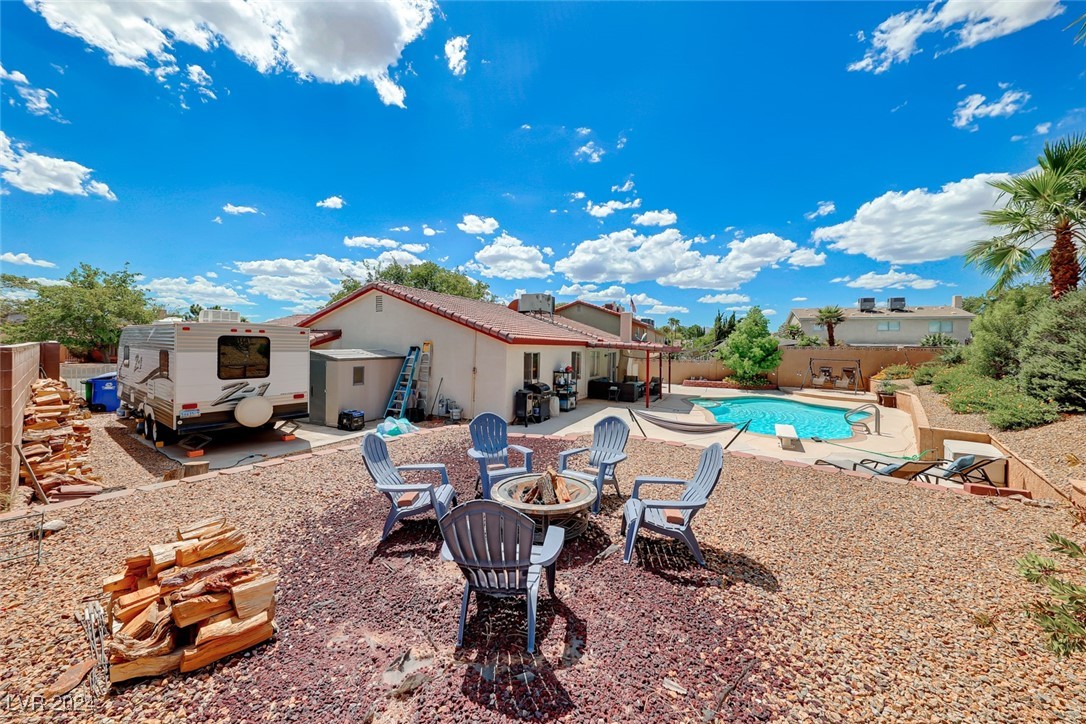1523 Becky Lane