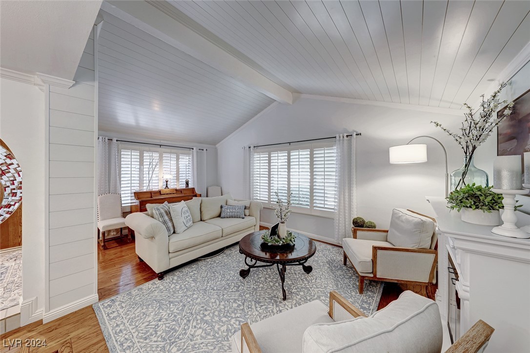 1523 Becky Lane