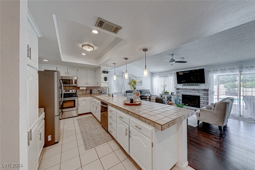1523 Becky Lane