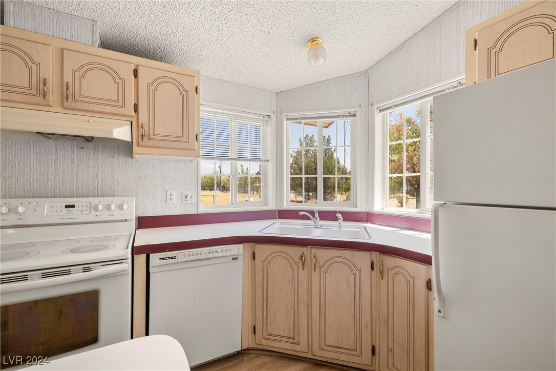 301 North My Way Street