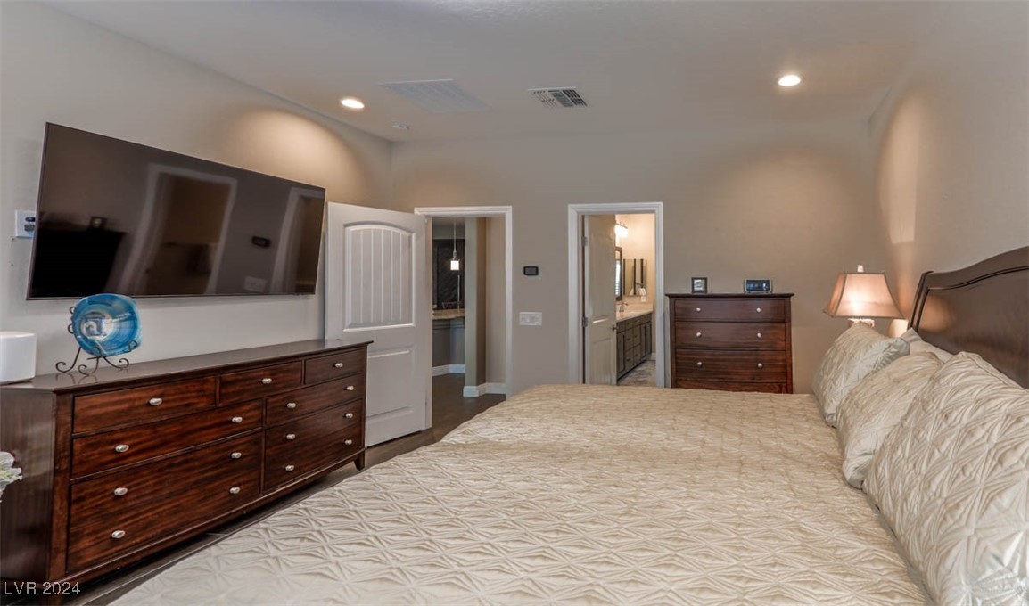 9483 Chandler Springs Avenue