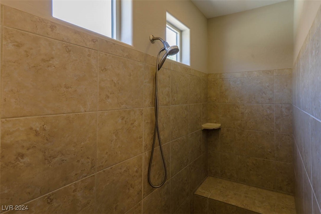 9483 Chandler Springs Avenue