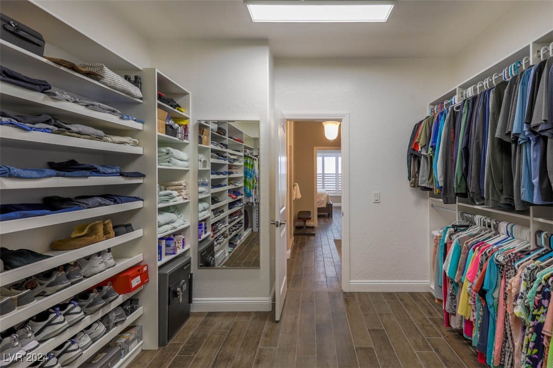 9483 Chandler Springs Avenue