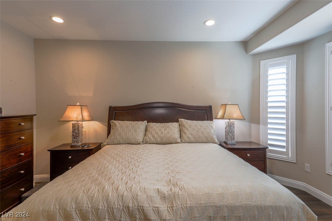 9483 Chandler Springs Avenue