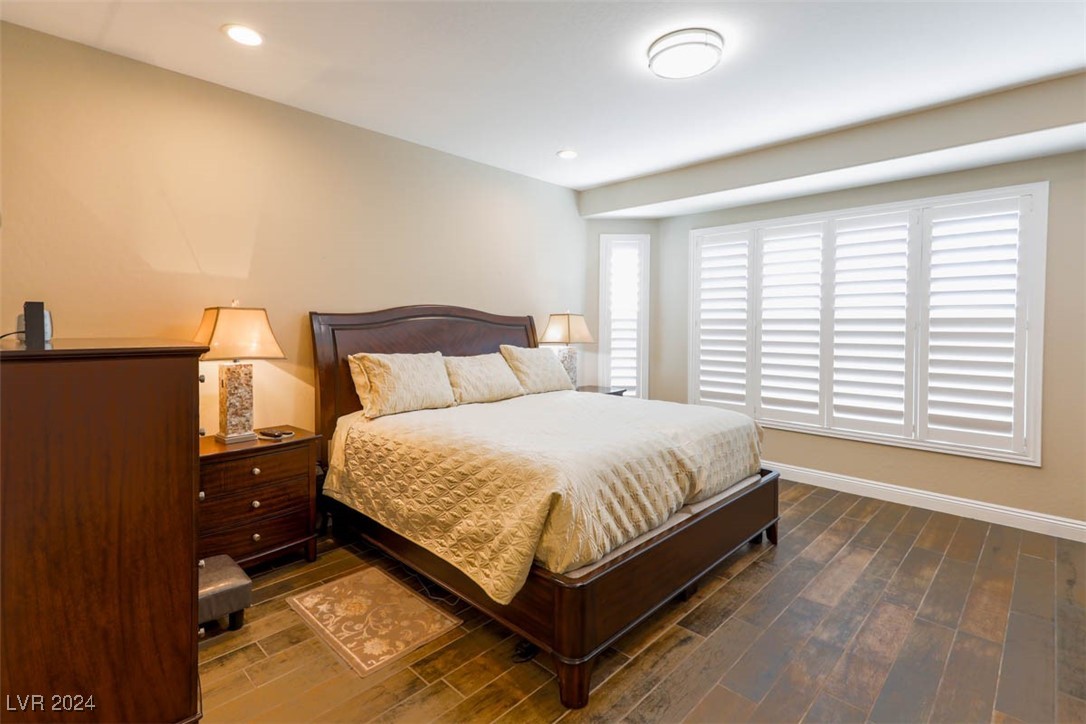 9483 Chandler Springs Avenue