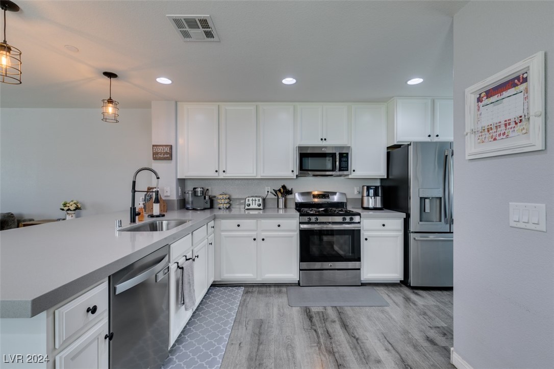 1525 Spiced Wine Avenue 18106