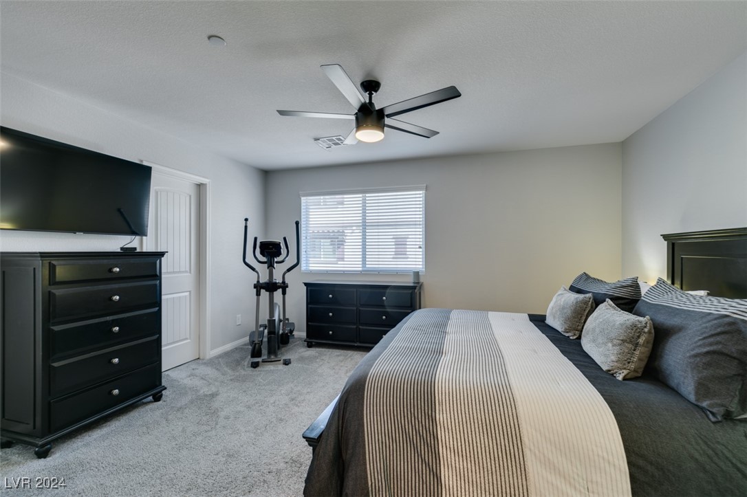1525 Spiced Wine Avenue 18106