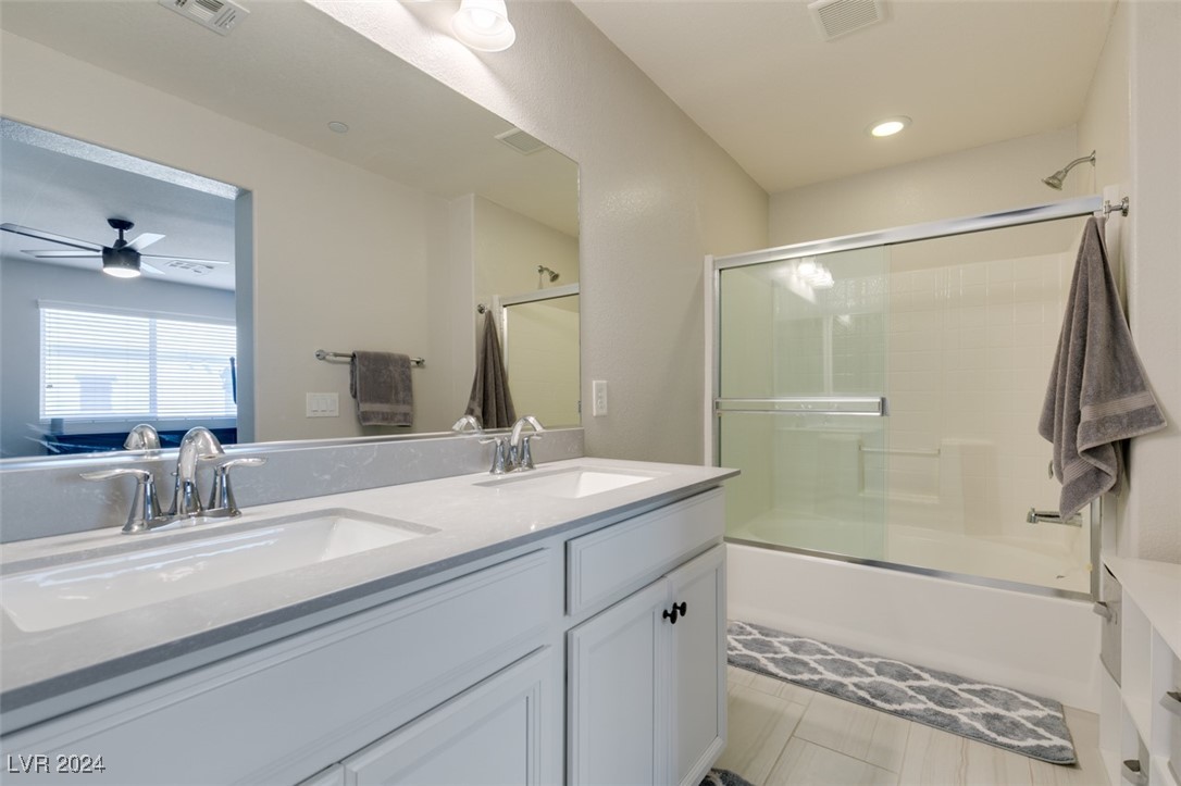 1525 Spiced Wine Avenue 18106