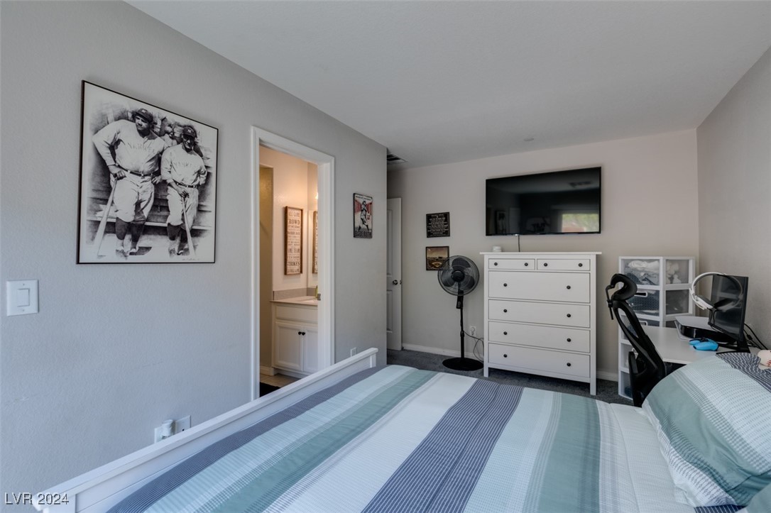 1525 Spiced Wine Avenue 18106
