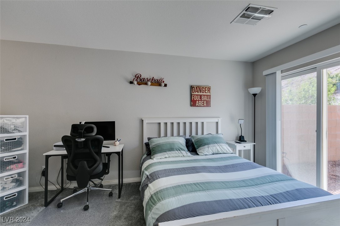 1525 Spiced Wine Avenue 18106
