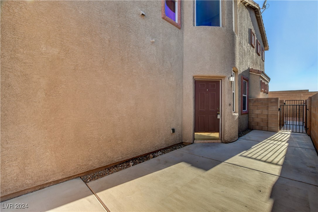 9033 QUINTESSA COVE Street