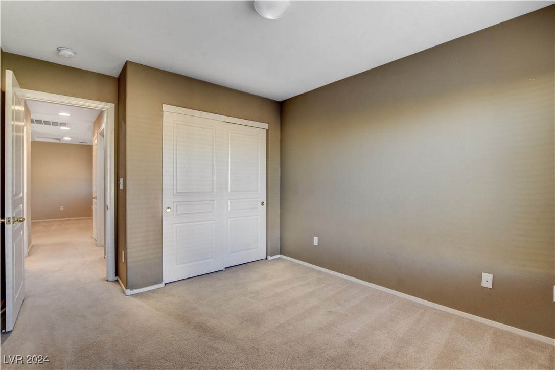 9033 QUINTESSA COVE Street
