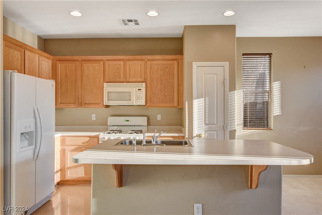 9033 QUINTESSA COVE Street
