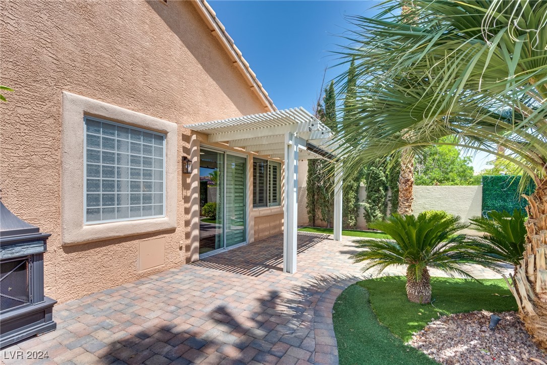 512 Ruby Vista Court