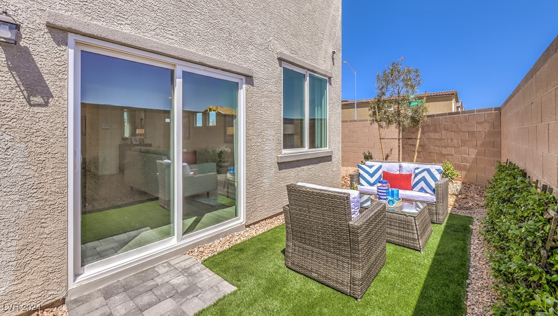 4696 Admiral Cliffs Avenue