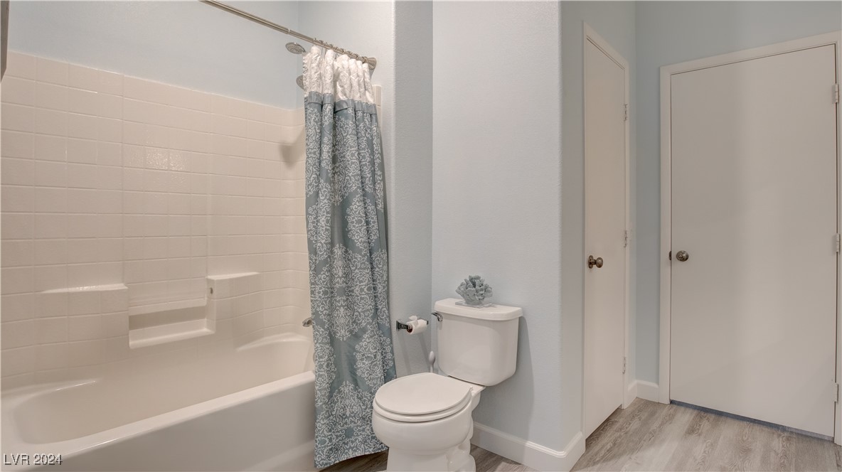 5221 Shasta Lake Way
