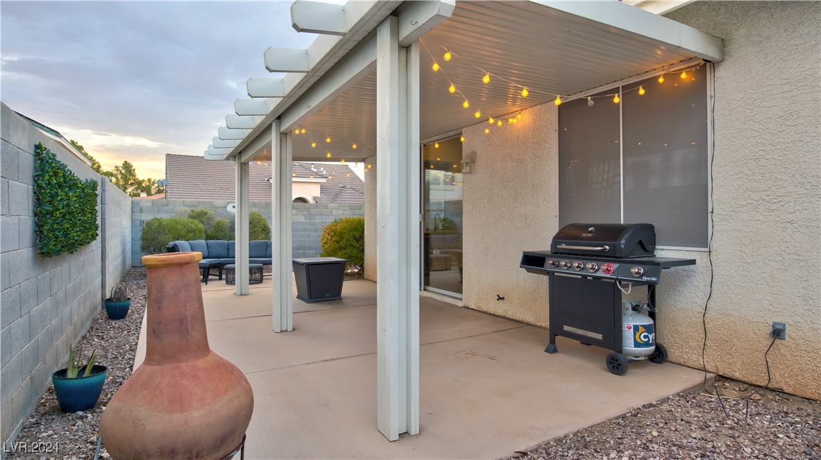 5221 Shasta Lake Way