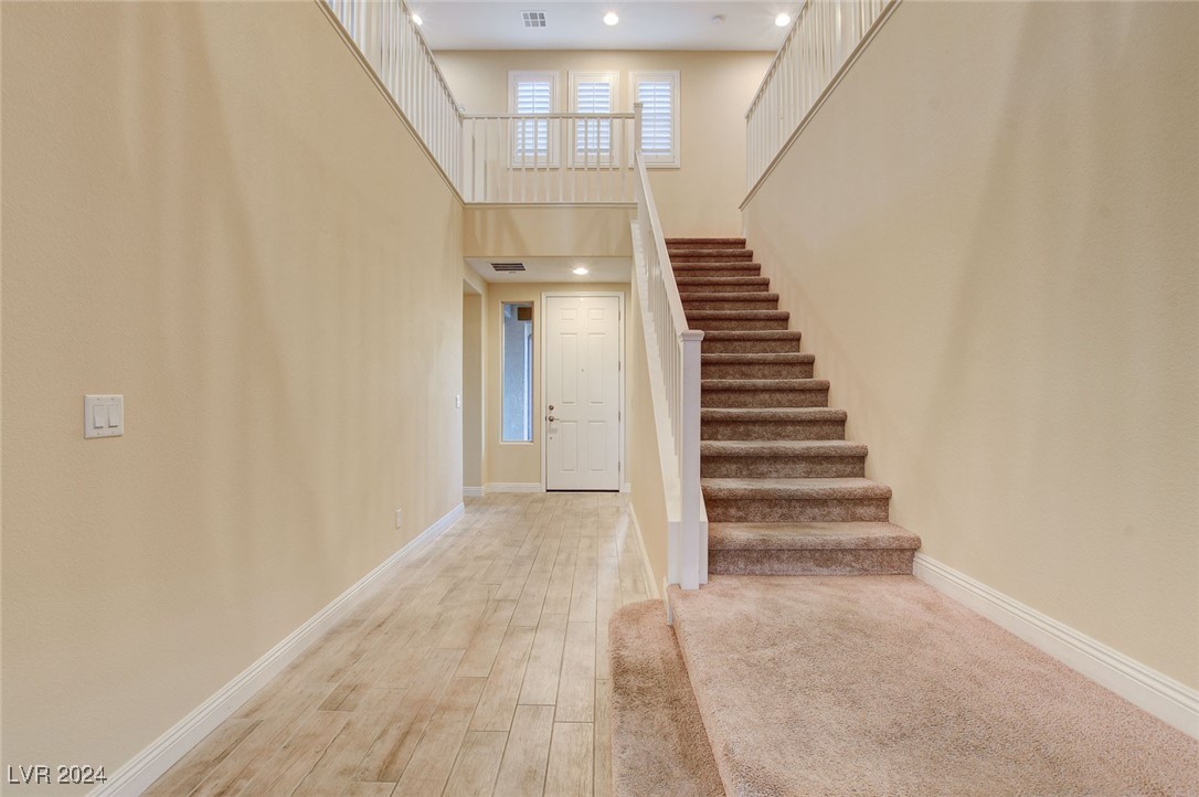 345 Mandarin Hill Lane