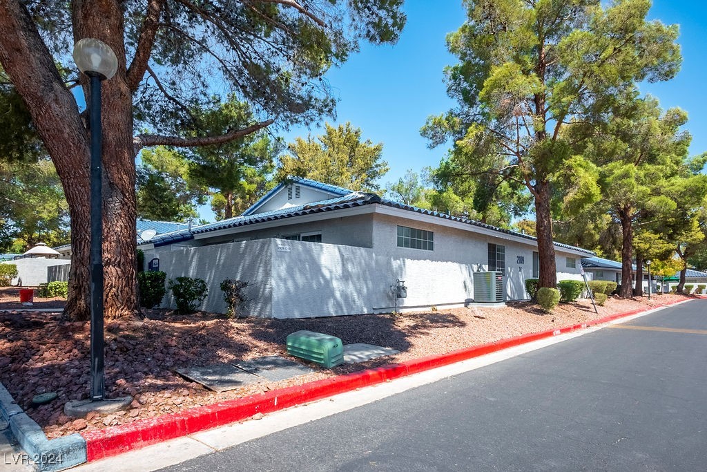 2109 Chertsey Drive C