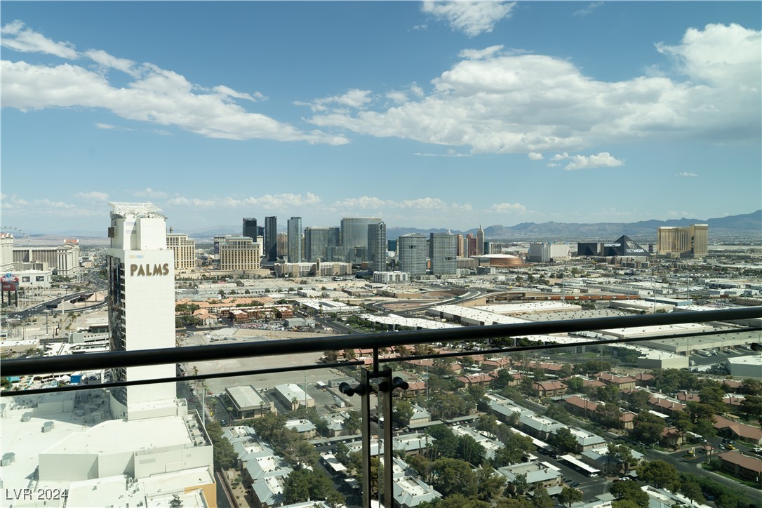 4381 West Flamingo Road 37318