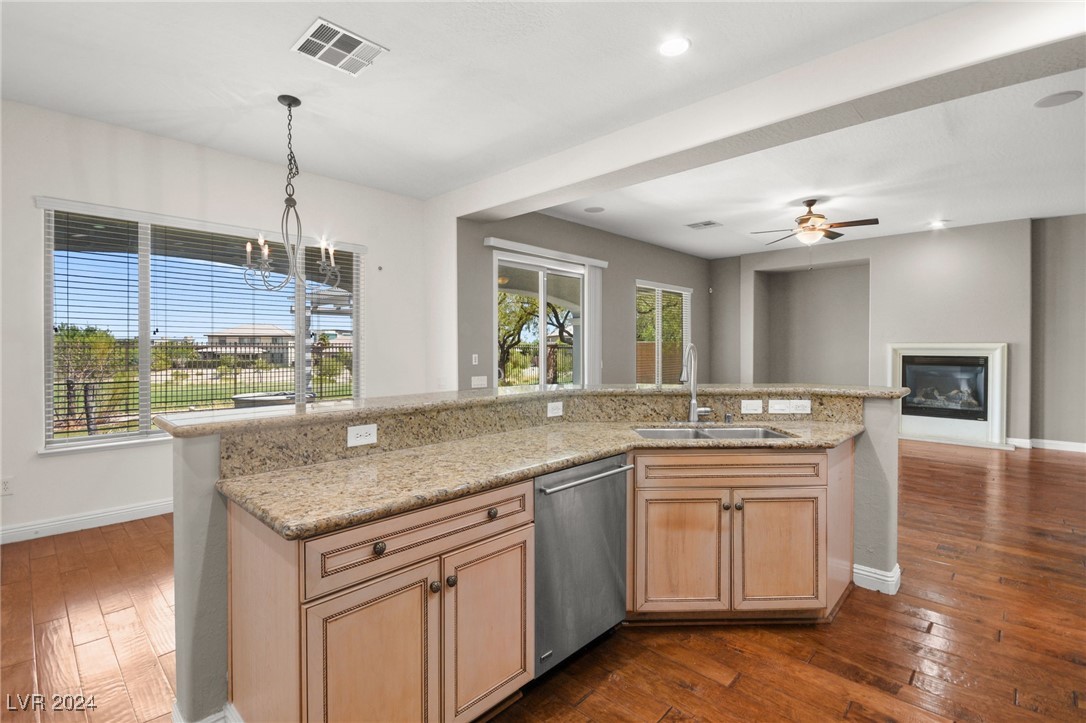 7432 Redhead Drive