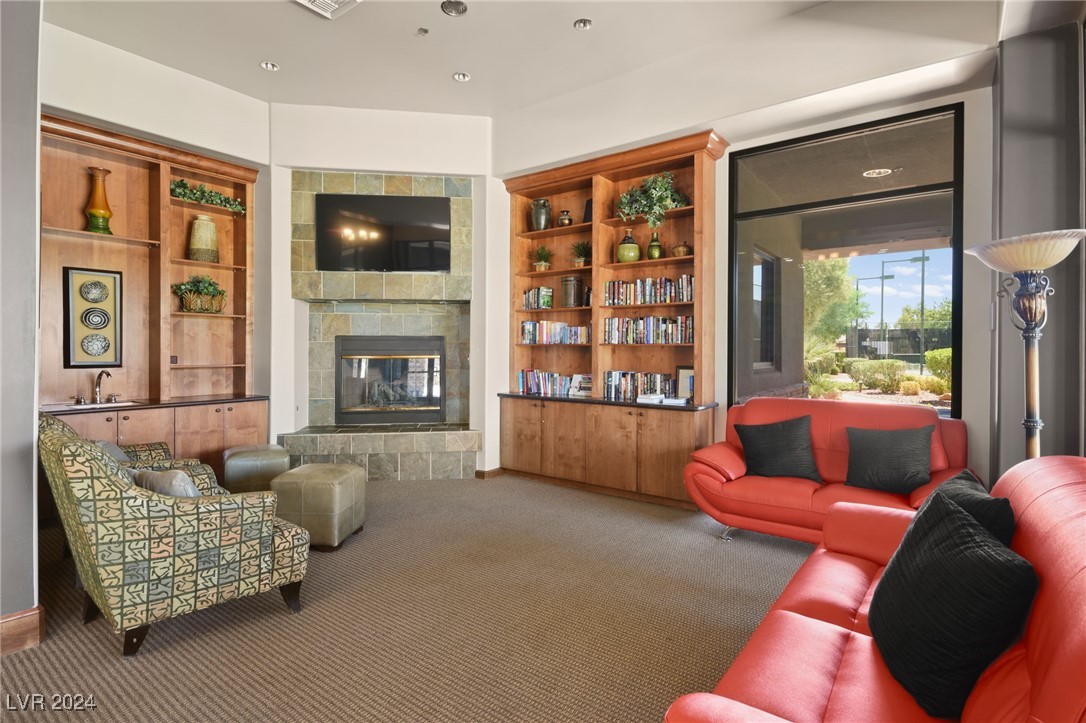 7432 Redhead Drive