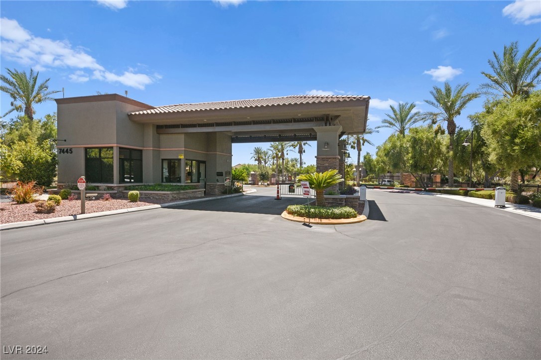 7432 Redhead Drive
