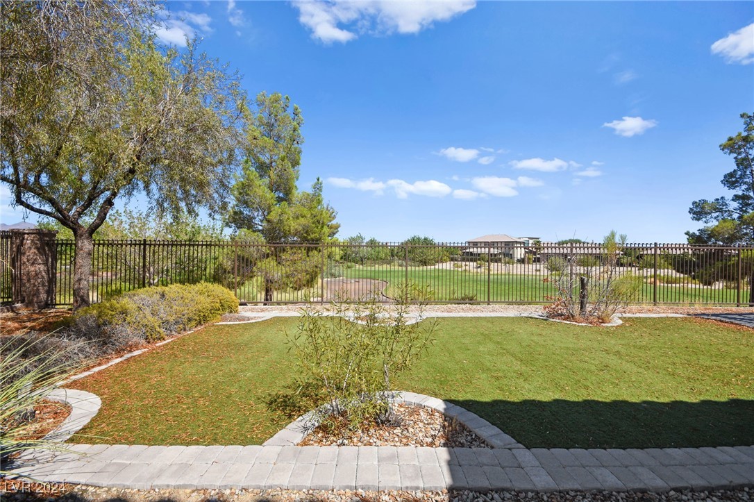 7432 Redhead Drive