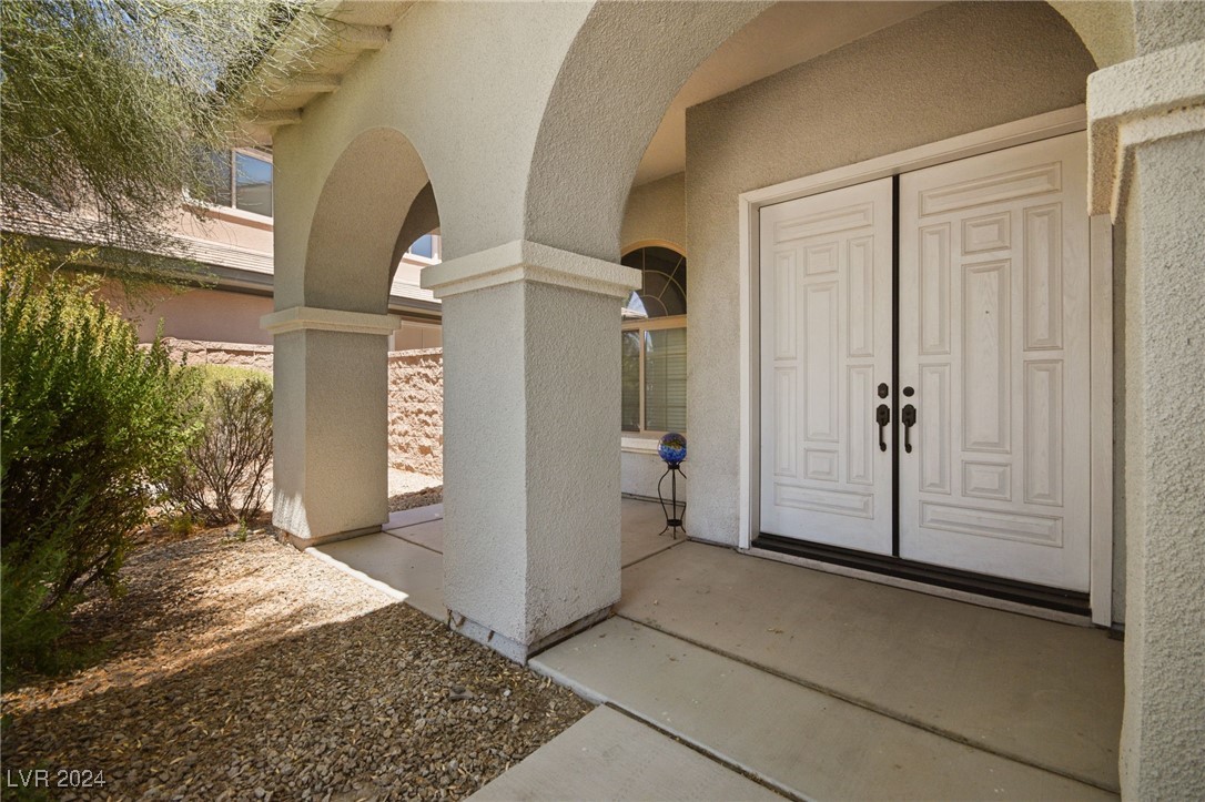 7432 Redhead Drive