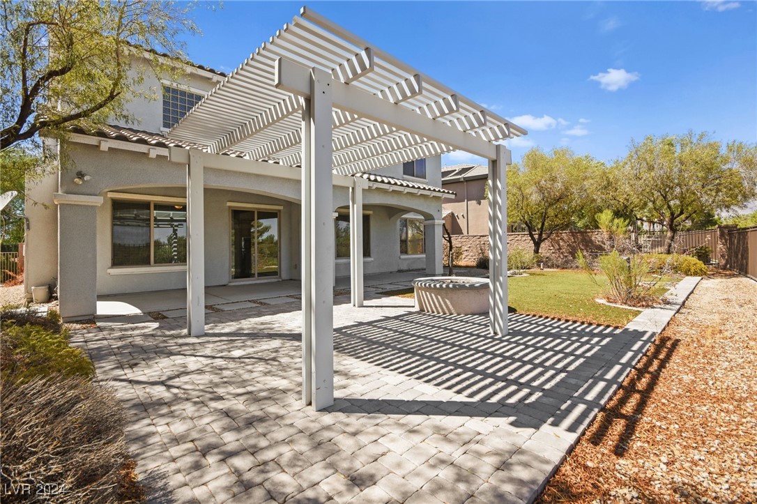 7432 Redhead Drive