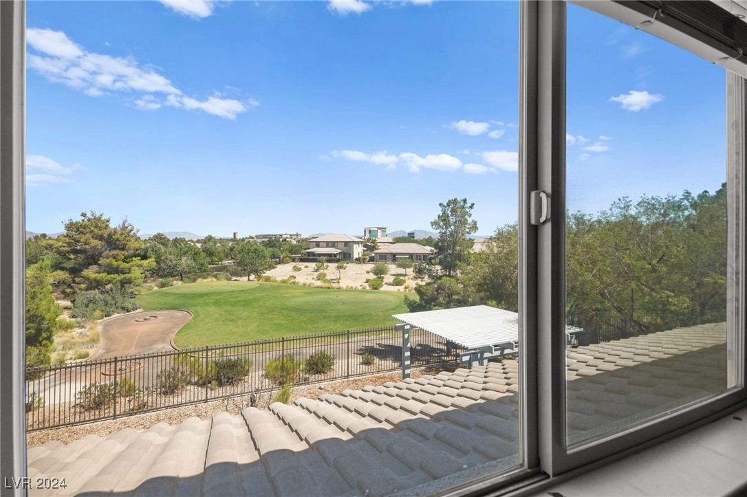 7432 Redhead Drive