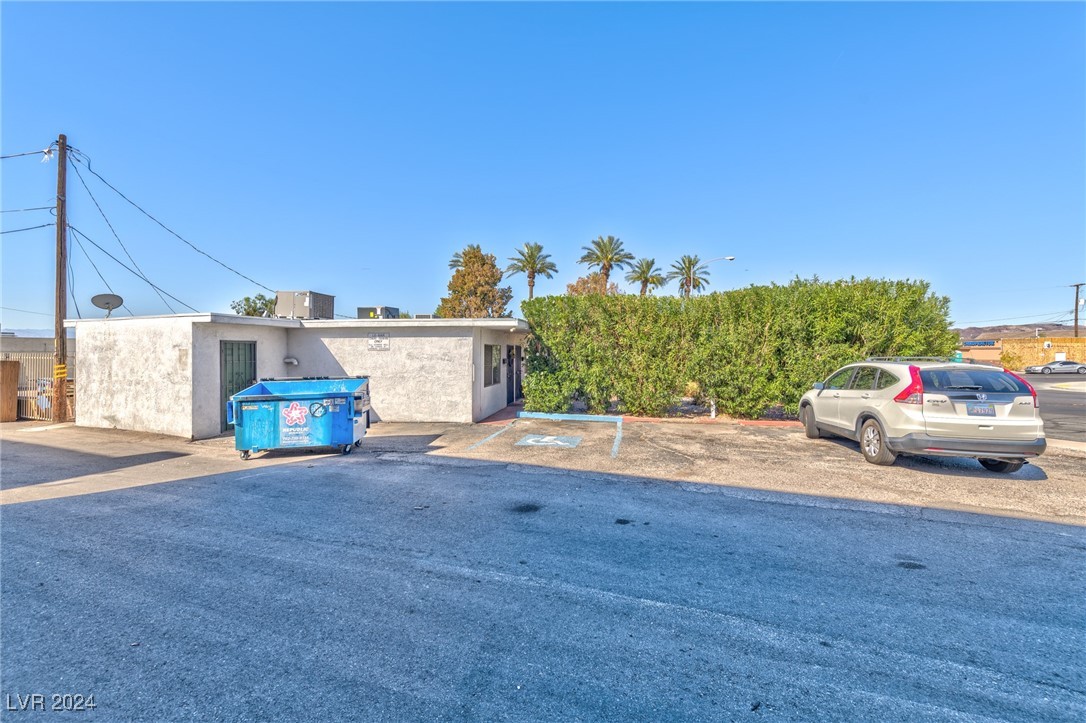 342 South Water Street 1