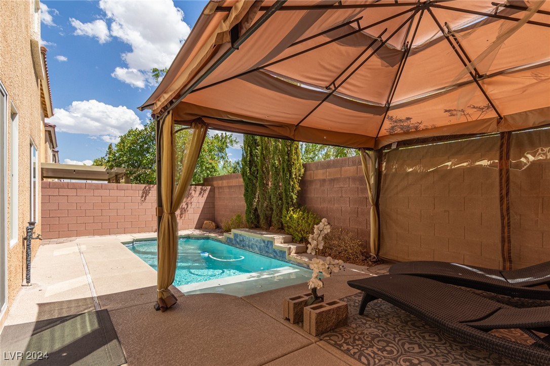 6061 Arbor Downs Avenue