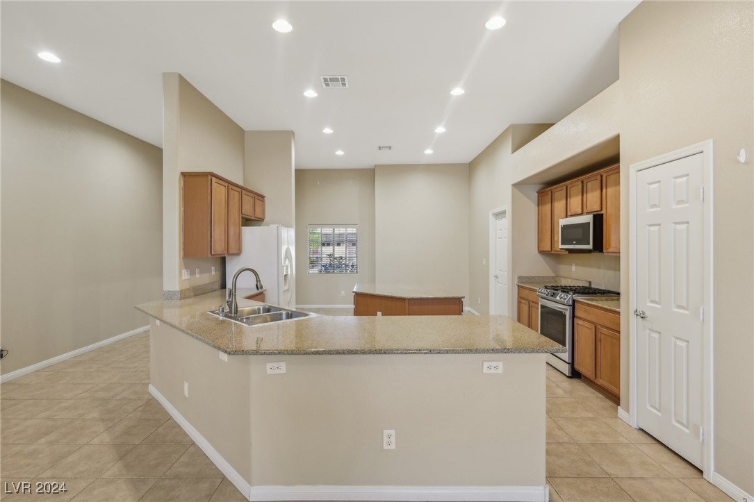 4067 Helens Pouroff Avenue