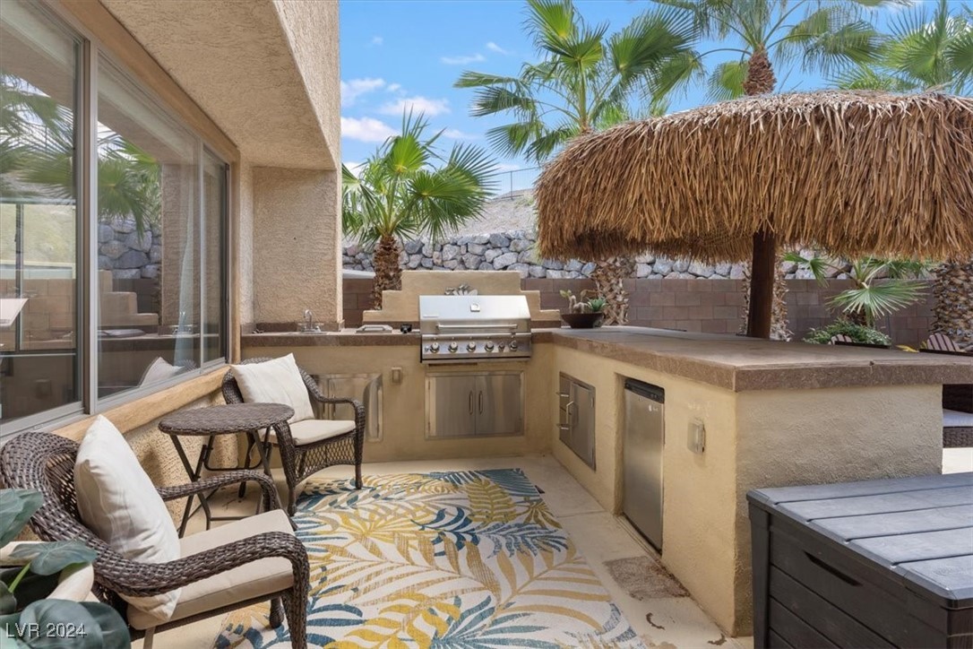 885 Via Del Tramonto Street