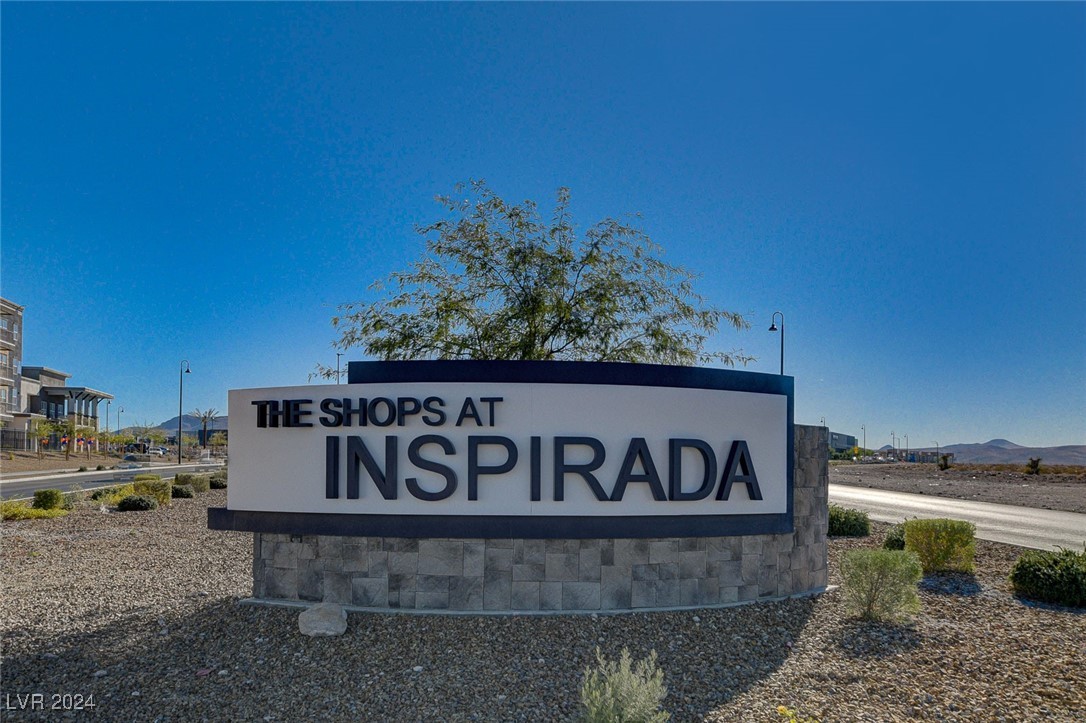 2100 Waterlily View Street