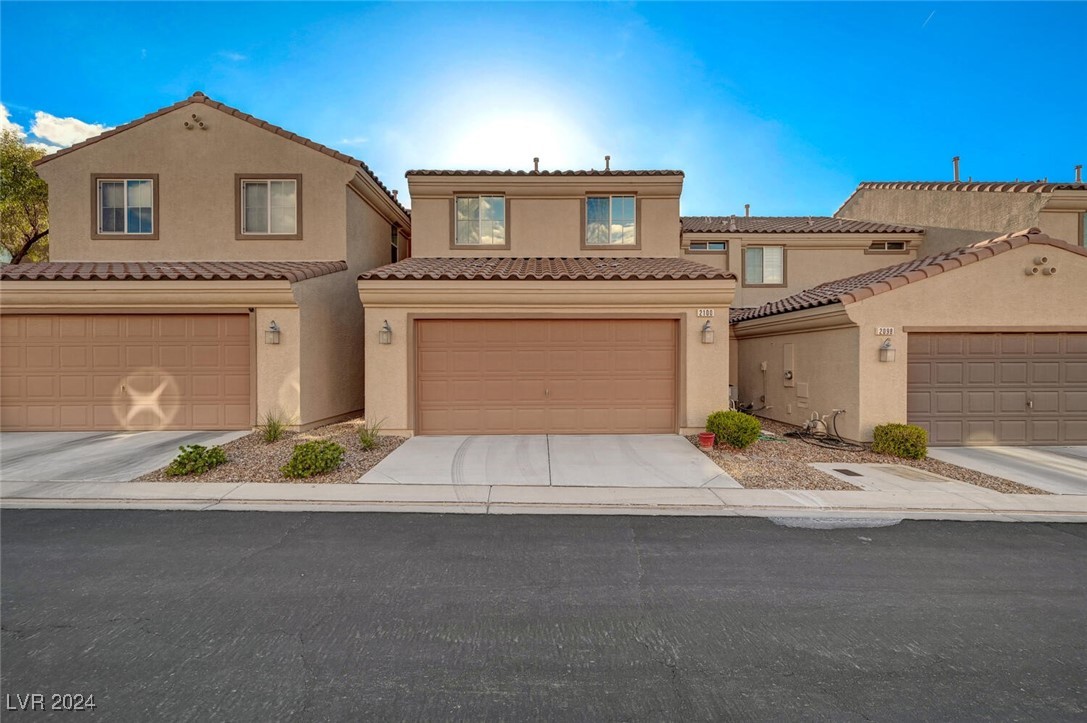 2100 Waterlily View Street
