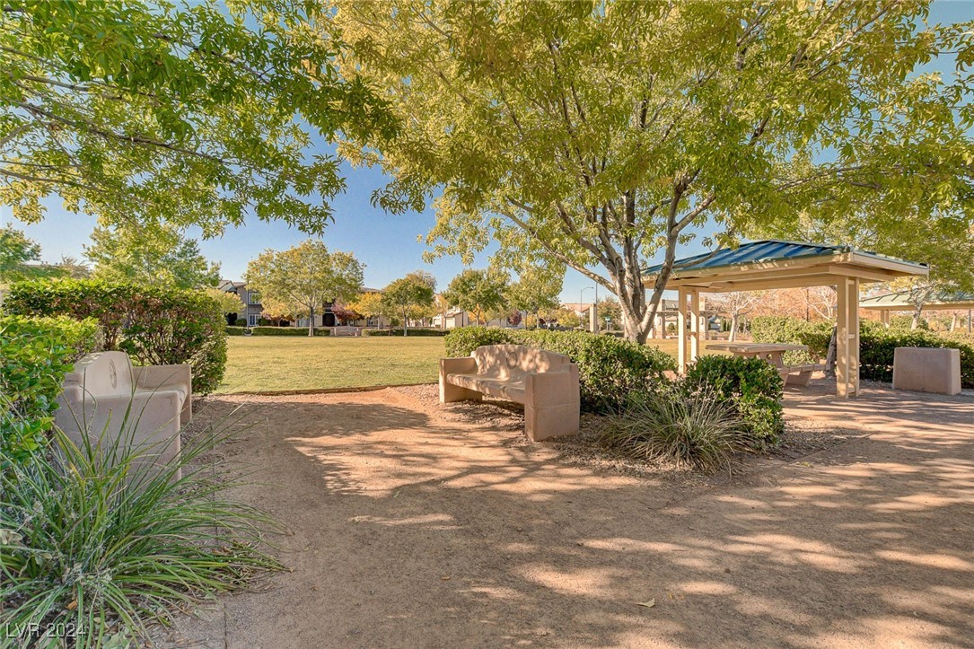 2100 Waterlily View Street