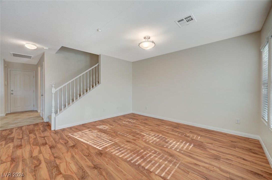 2100 Waterlily View Street