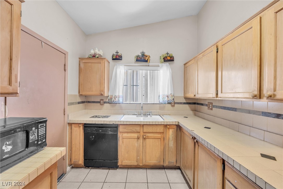 6558 Rutgers Drive