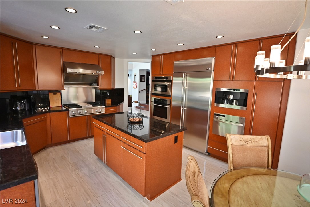 7665 Spanish Bay Drive