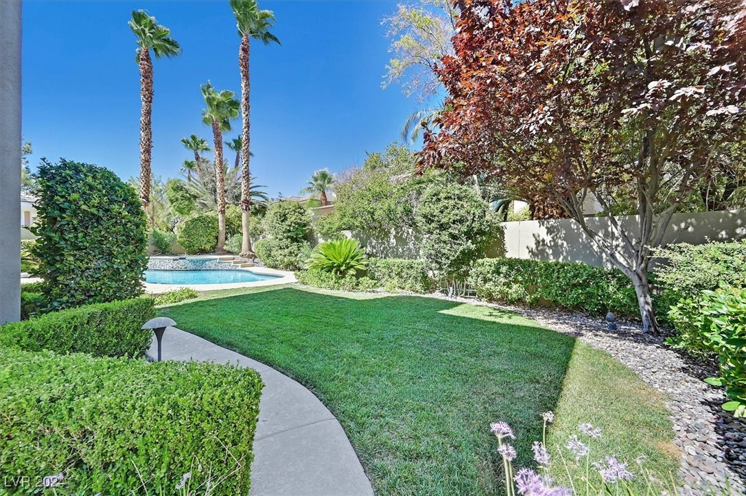 9508 Rocky Cliff Place