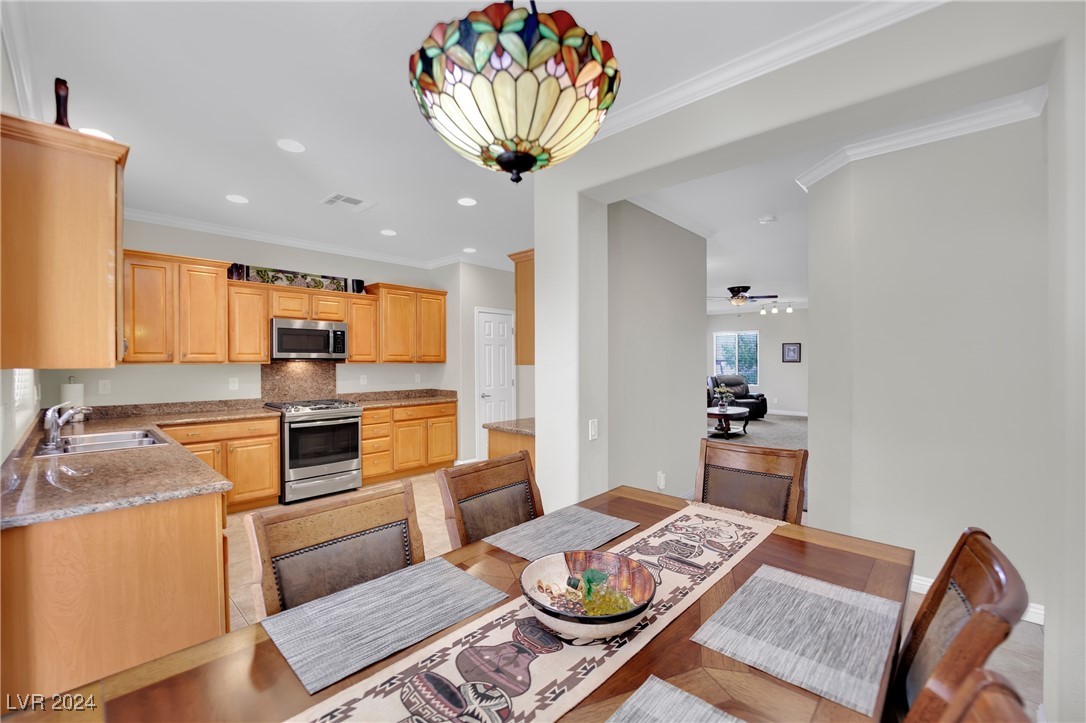 2637 Rue Montpellier Avenue